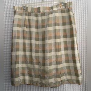 67 KAROL PLACE Cream, peach and khaki skirt. Size 16.
